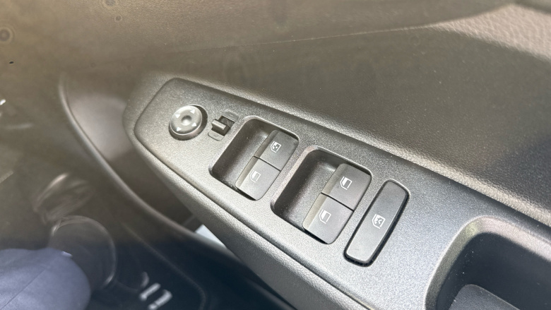 Hyundai i10 1.0 Advance 5dr Petrol Hatchback